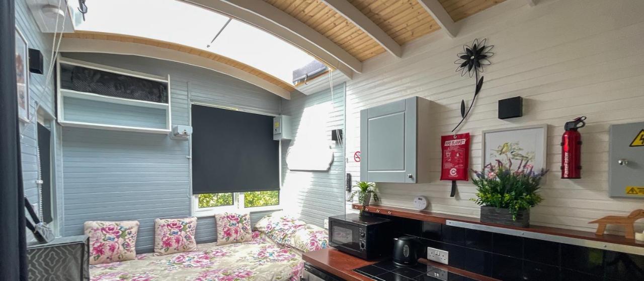 Shepherds Hut Bath 윅 외부 사진